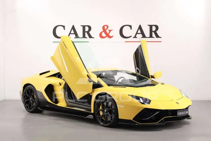 2022 Lamborghini Aventador