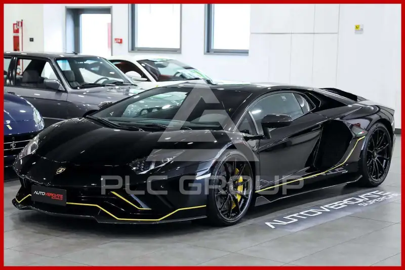 2022 Lamborghini Aventador