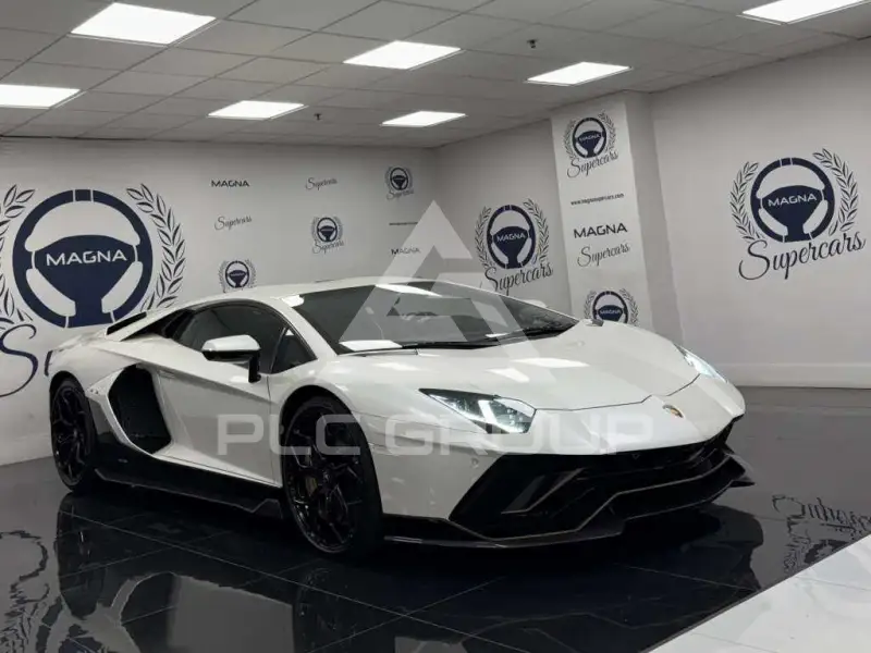 2022 Lamborghini Aventador