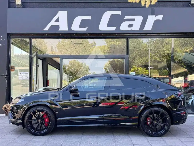 2022 Lamborghini Urus