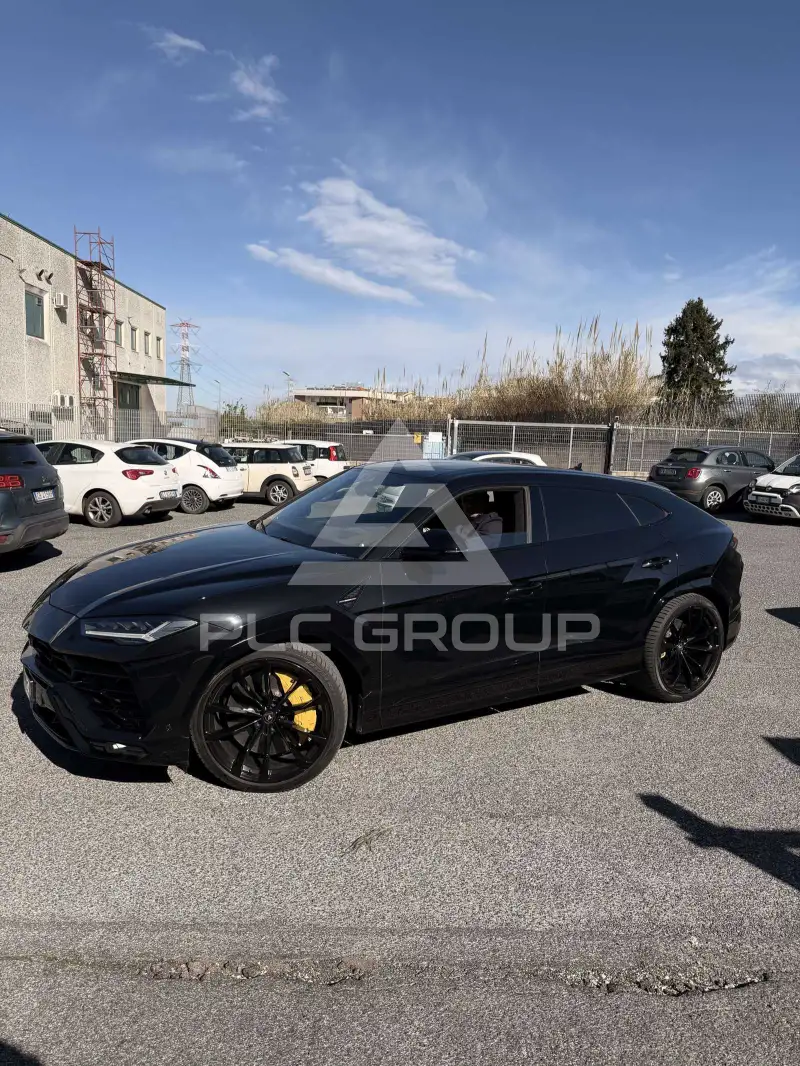 2022 Lamborghini Urus