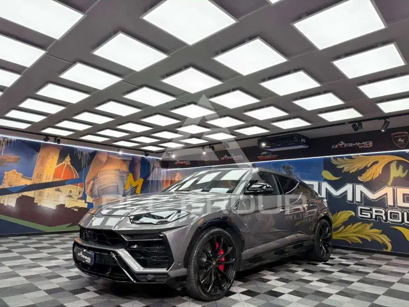 2022 Lamborghini Urus