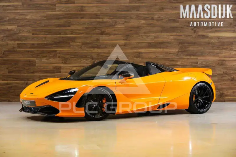 2022 McLaren 720S