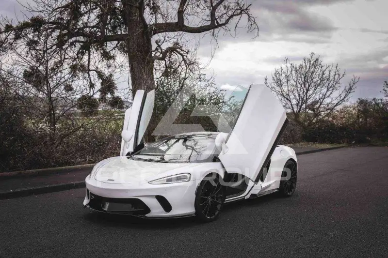 2022 McLaren 570GT