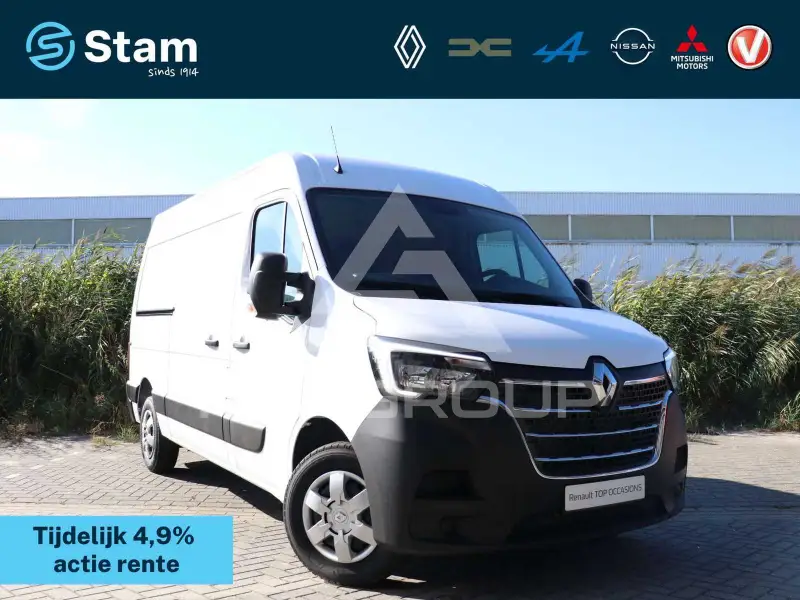 2022 Renault Master