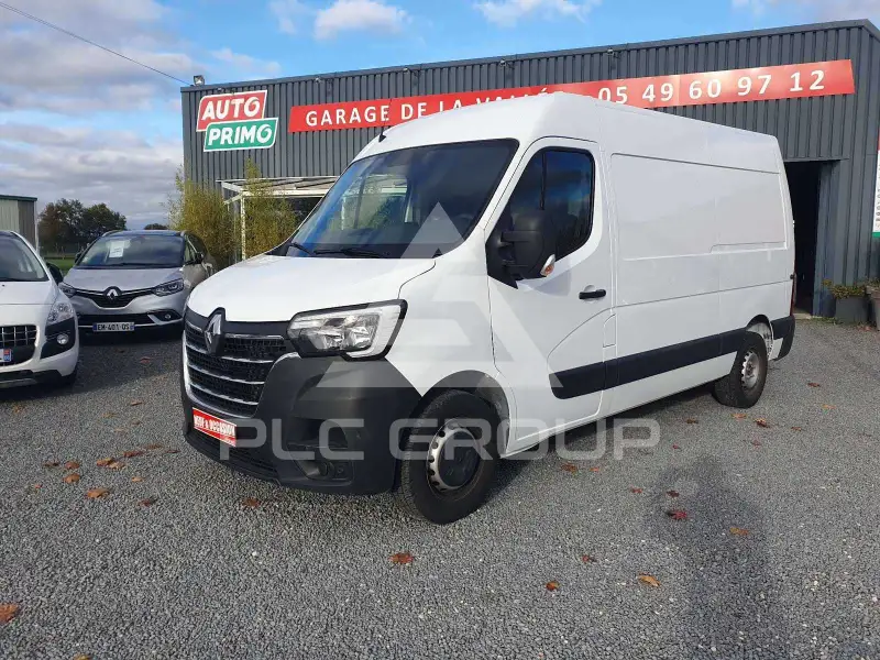 2022 Renault Master