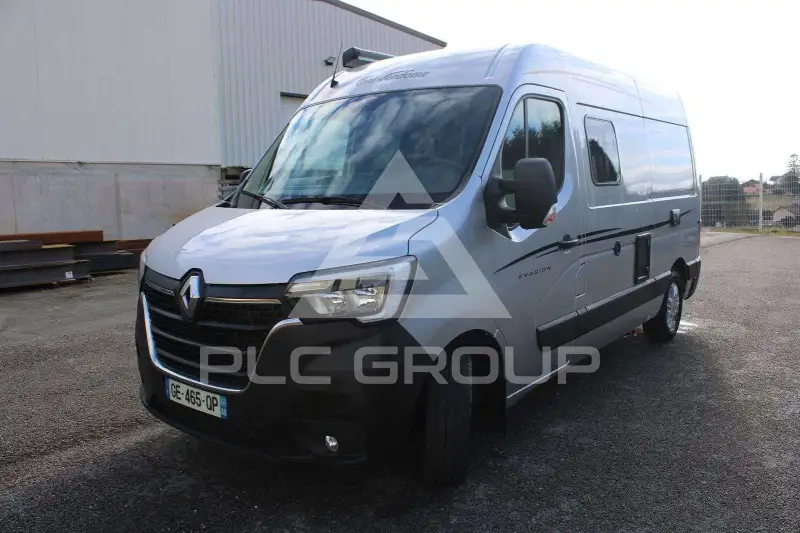 2022 Renault Master