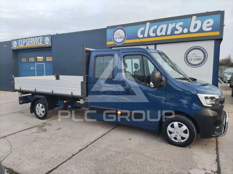 2022 Renault Master