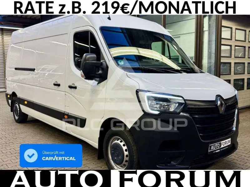 2022 Renault Master