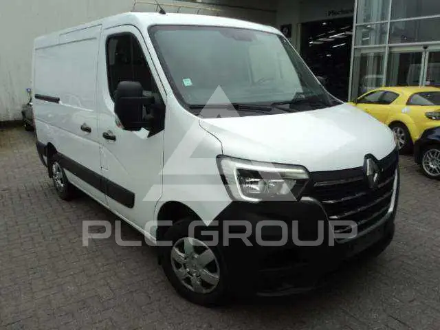 2022 Renault Master