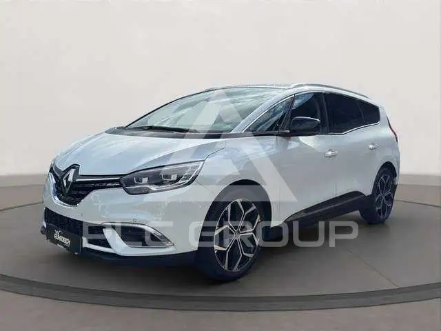 2022 Renault Scenic