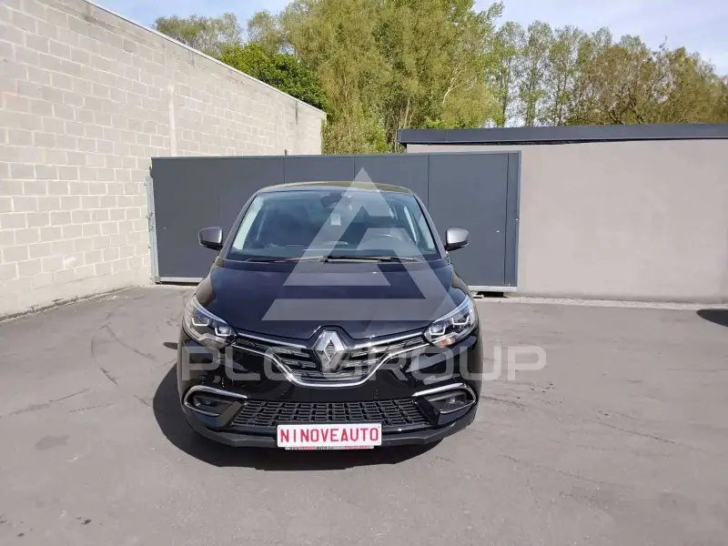 2022 Renault Scenic