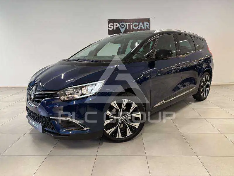 2022 Renault Scenic