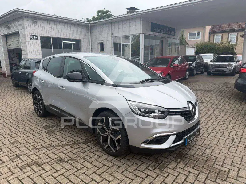 2022 Renault Scenic