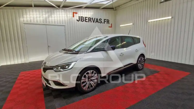 2022 Renault Grand Scenic