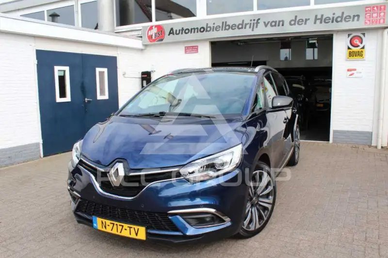2022 Renault Grand Scenic
