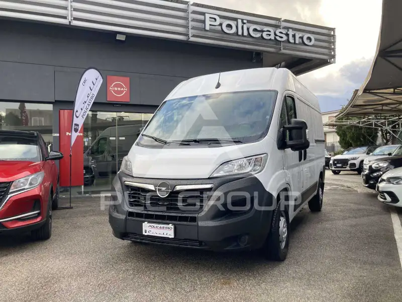 2022 Opel Movano