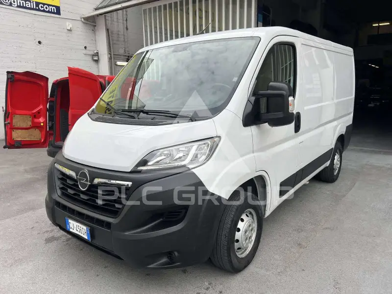 2022 Opel Movano