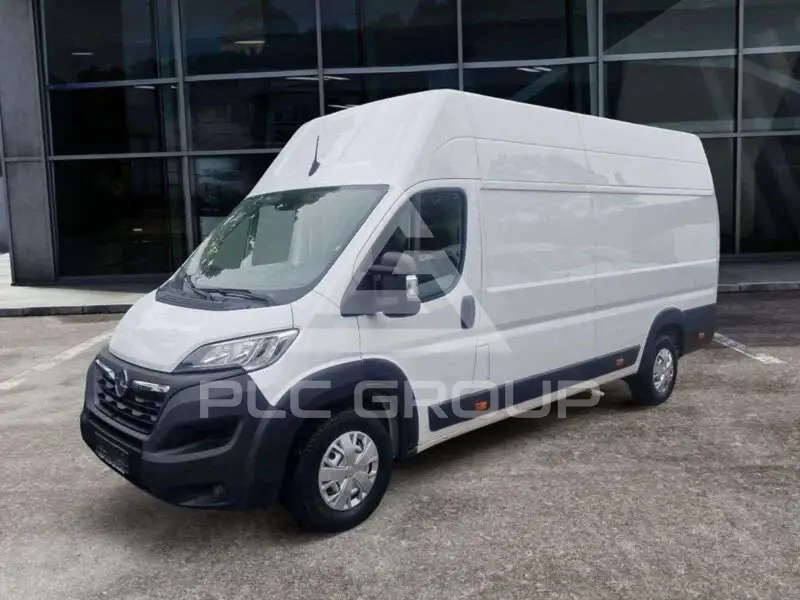 2022 Opel Movano