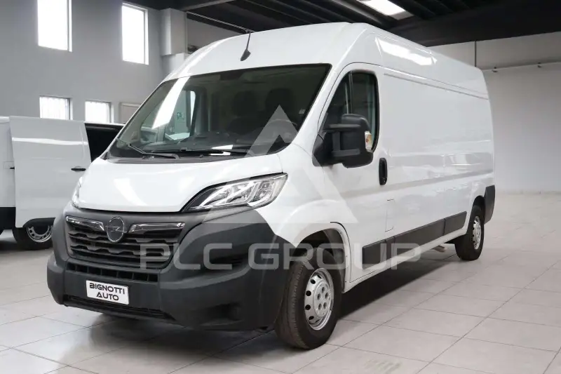 2022 Opel Movano