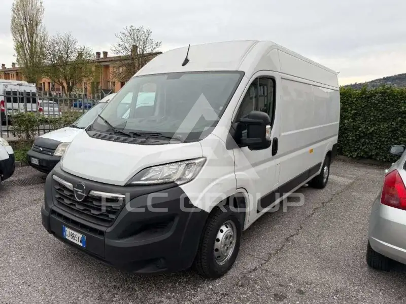 2022 Opel Movano