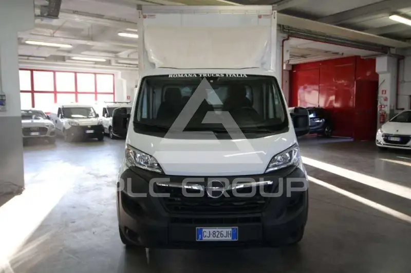 2022 Opel Movano