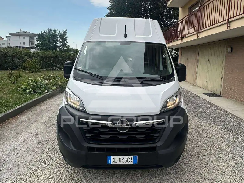 2022 Opel Movano