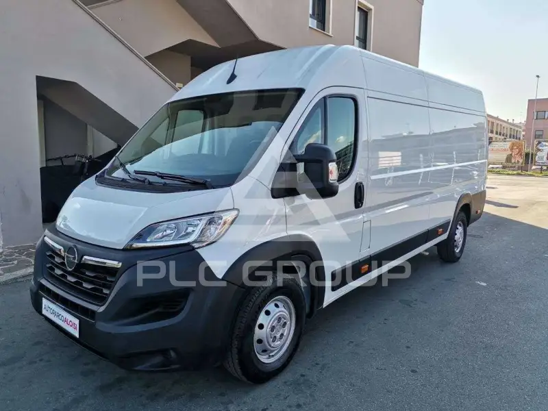 2022 Opel Movano