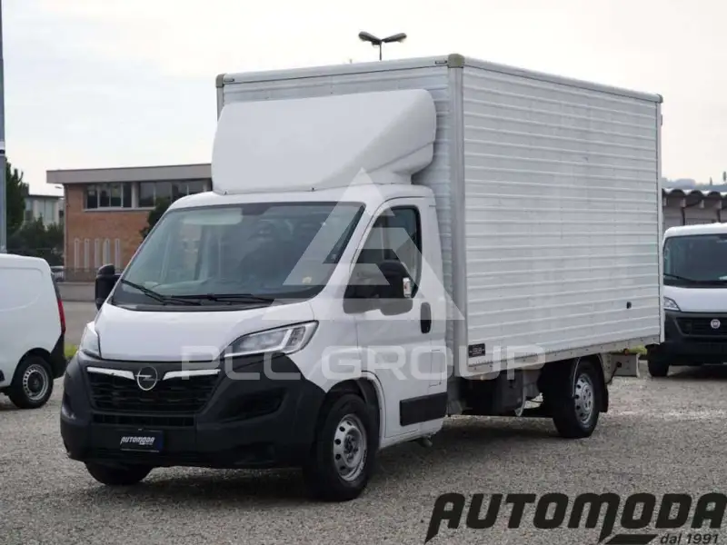 2022 Opel Movano