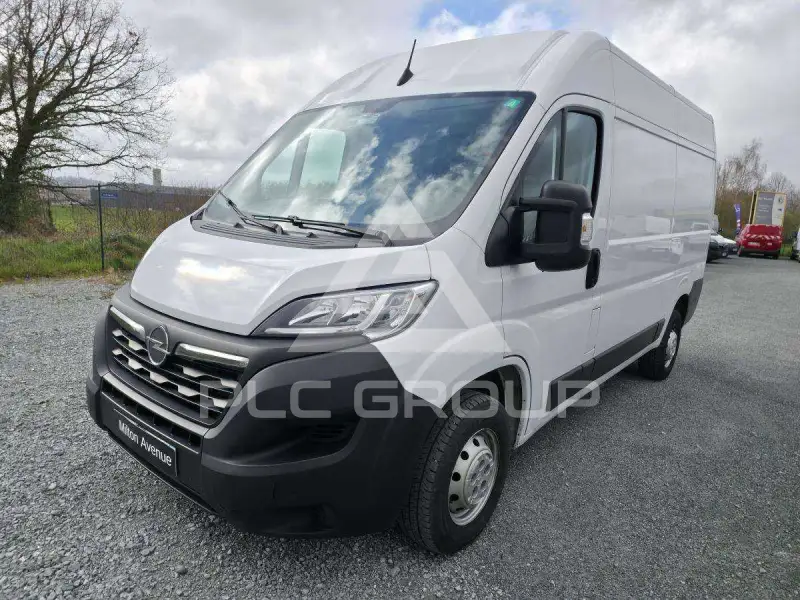 2022 Opel Movano