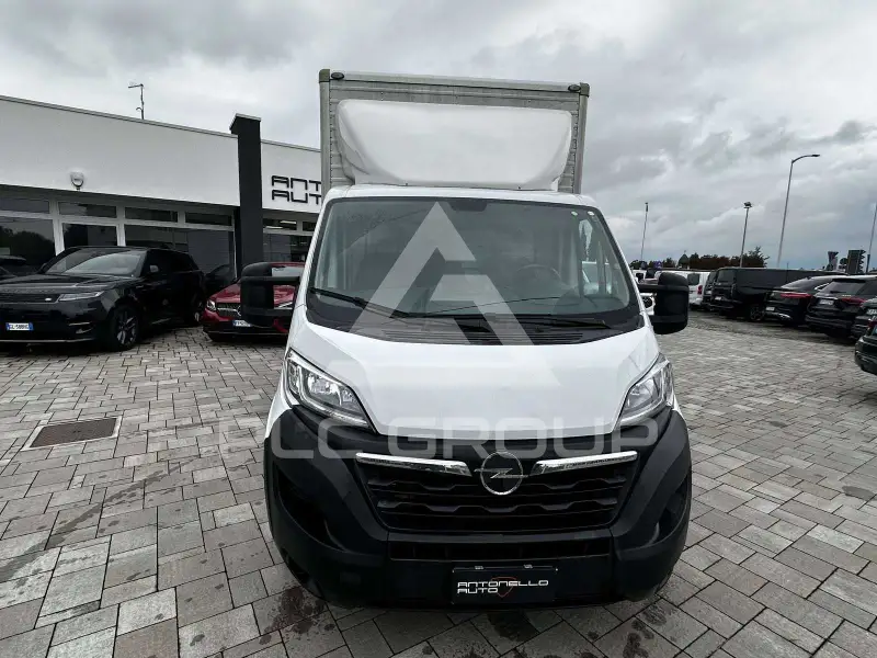 2022 Opel Movano