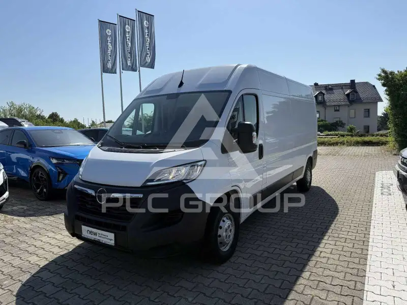 2022 Opel Movano
