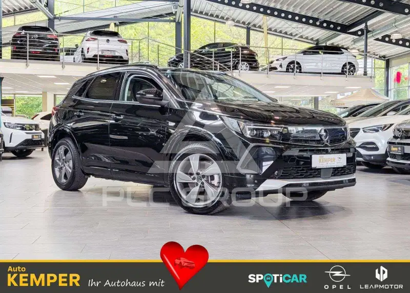 2022 Opel GrandlandX