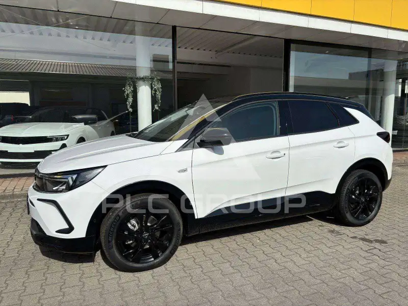 2022 Opel GrandlandX