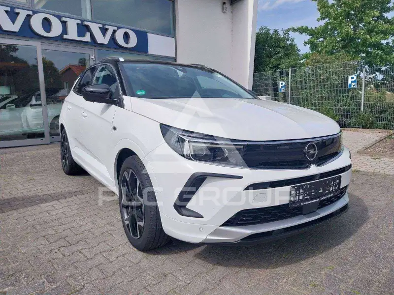 2022 Opel GrandlandX