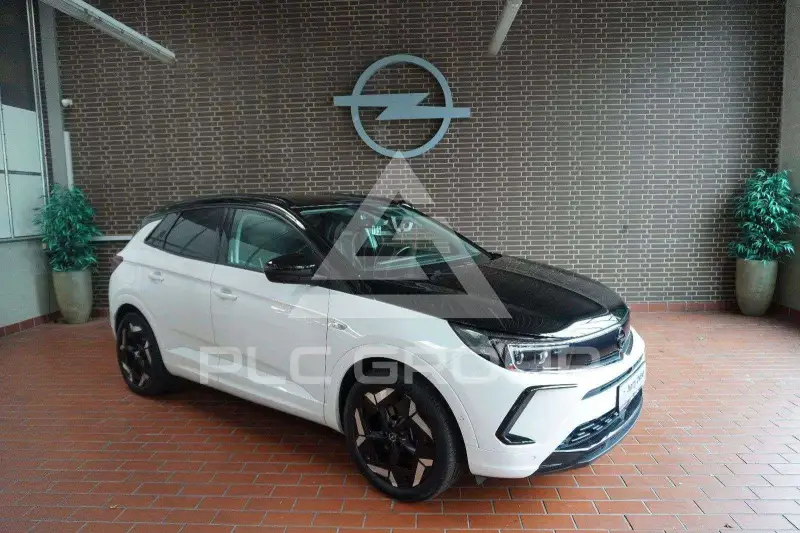 2022 Opel GrandlandX