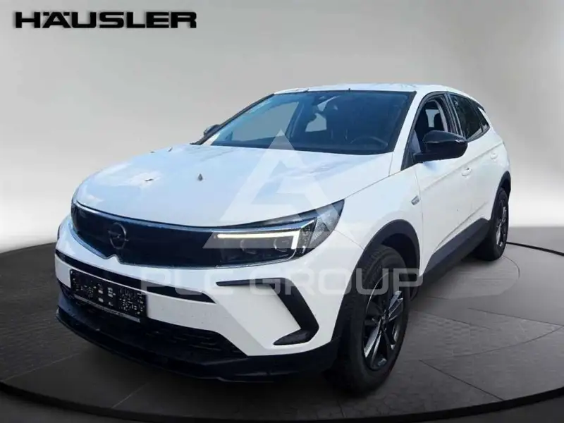 2022 Opel GrandlandX
