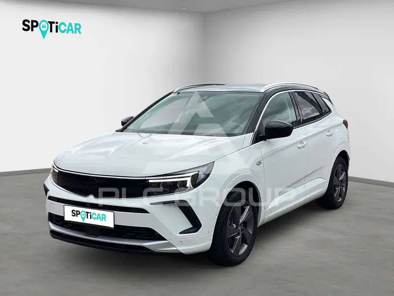 2022 Opel GrandlandX