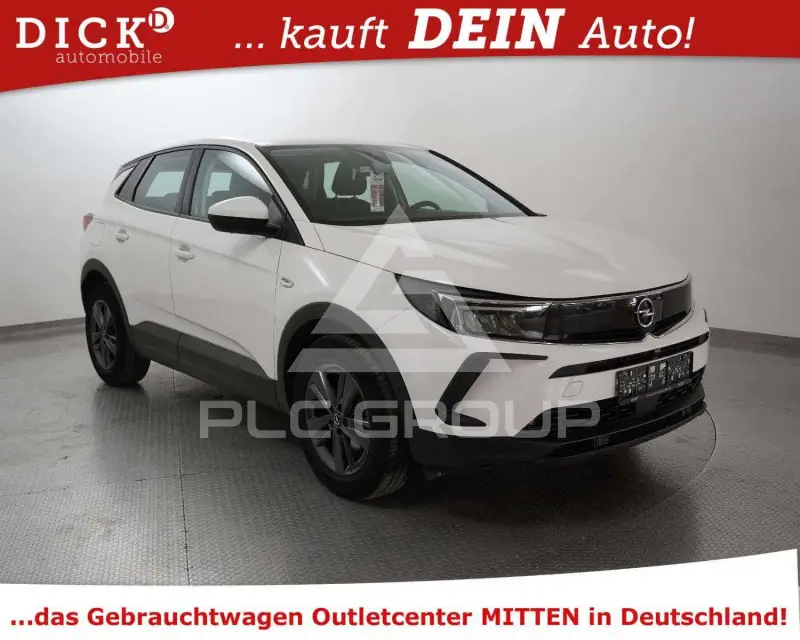2022 Opel GrandlandX