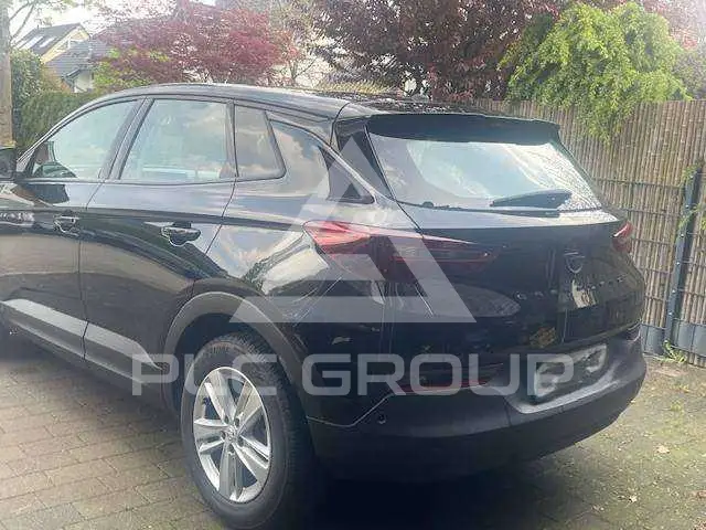 2022 Opel GrandlandX
