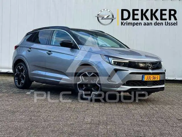2022 Opel GrandlandX