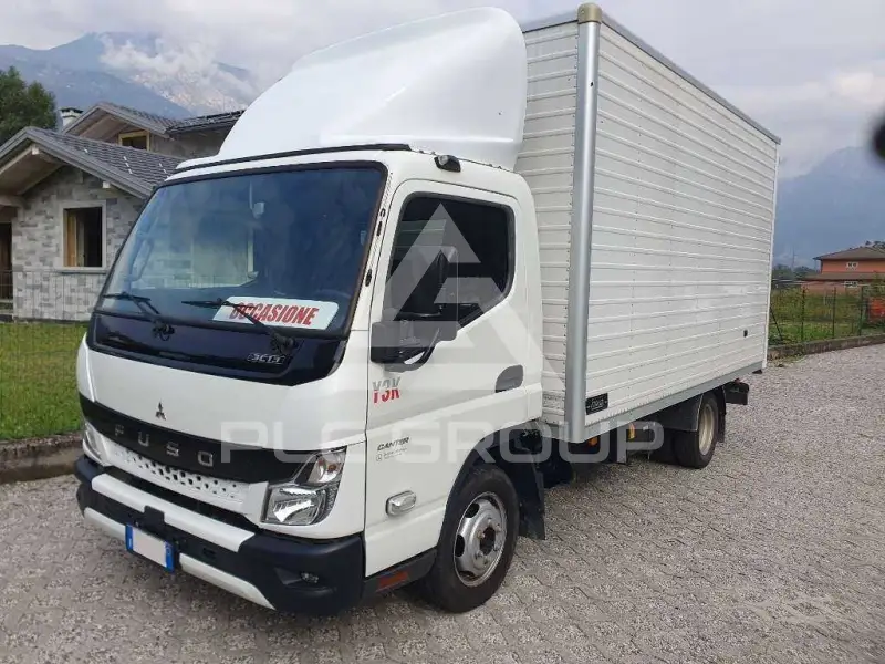 2023 Mitsubishi Canter