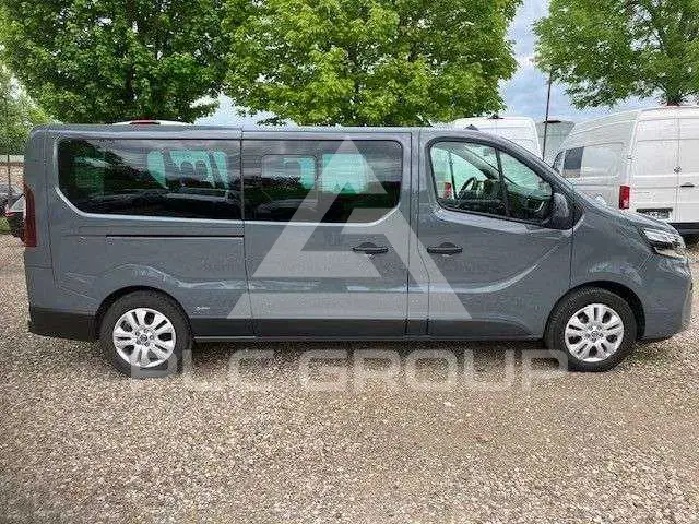 2023 Nissan Primastar