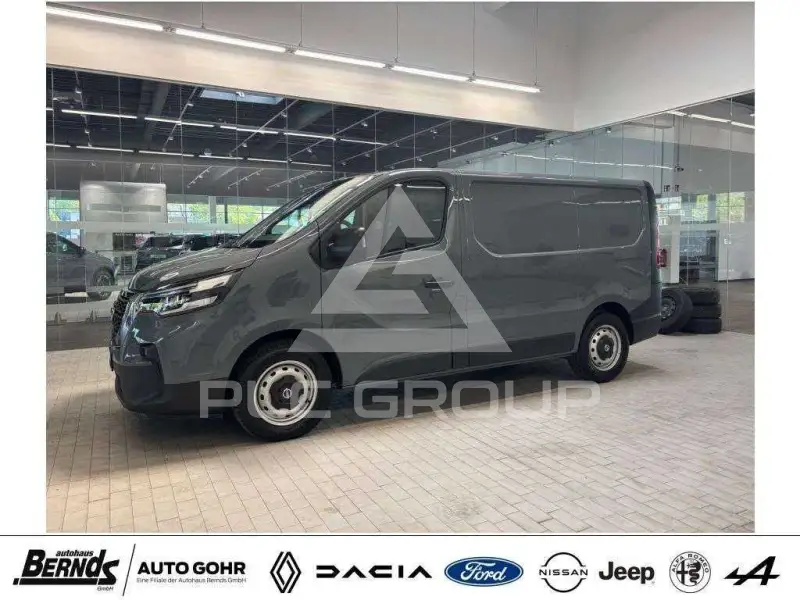 2023 Nissan Primastar