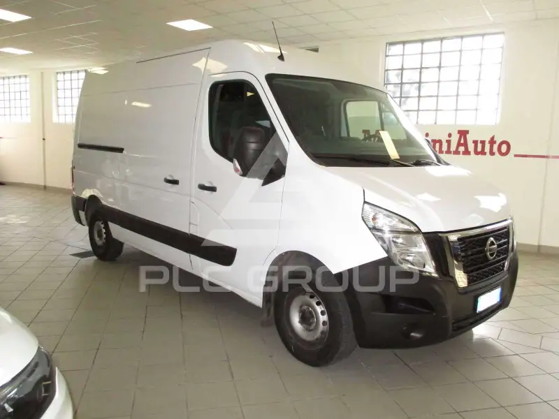 2023 Nissan Interstar