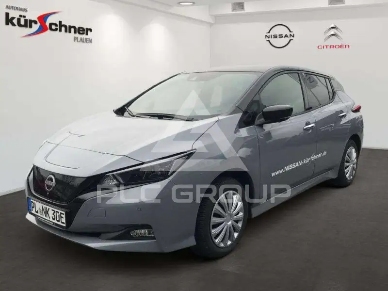 2023 Nissan LEAF