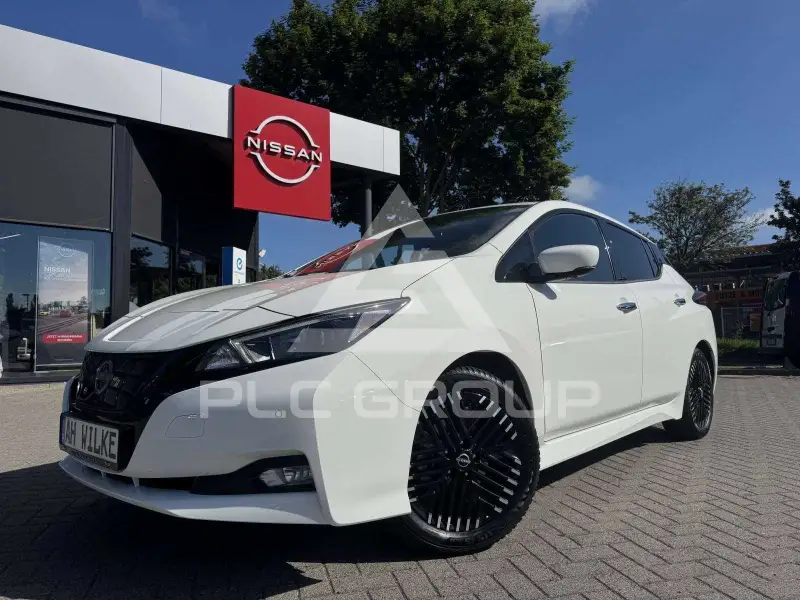 2023 Nissan LEAF