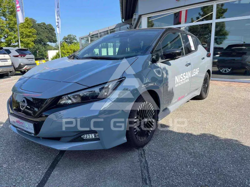 2023 Nissan LEAF