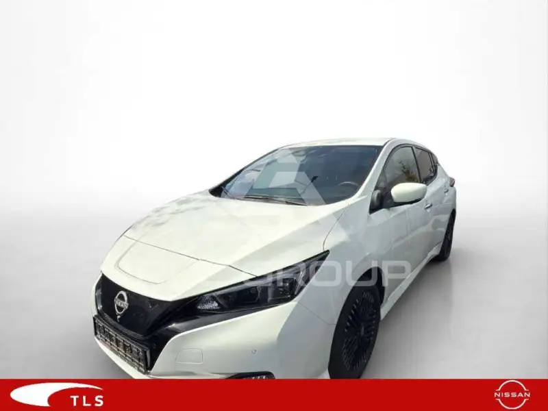 2023 Nissan LEAF