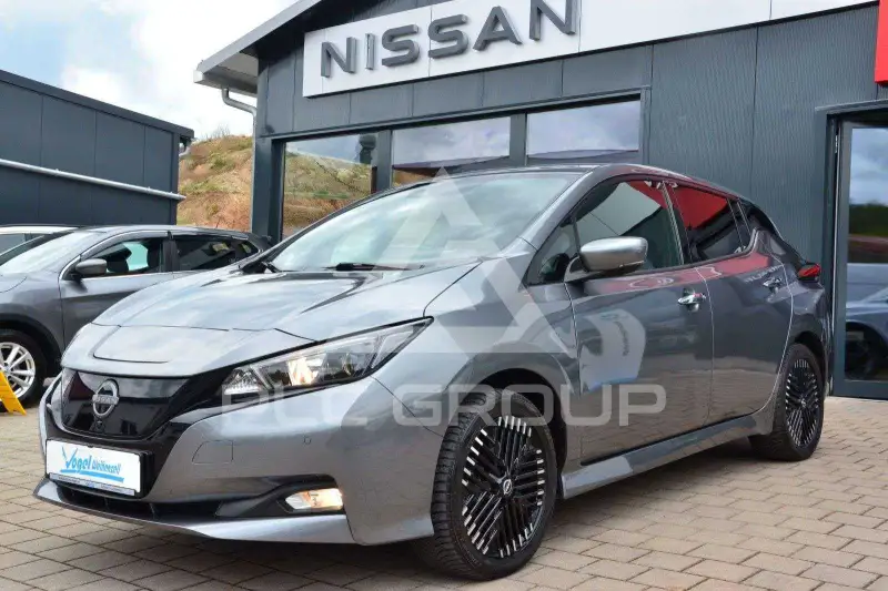 2023 Nissan LEAF